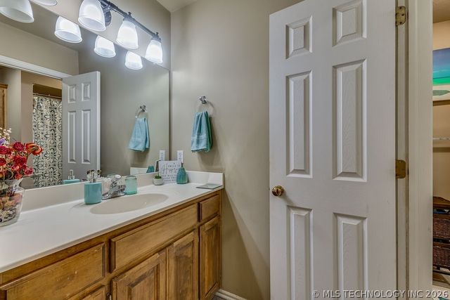 16041 S 297th East Avenue, Coweta, OK 74429