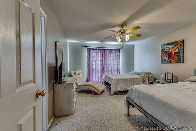 16041 S 297th East Avenue, Coweta, OK 74429