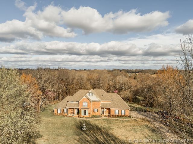 16041 S 297th East Avenue, Coweta, OK 74429