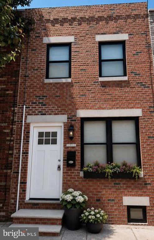 1928 S CAMAC ST, Philadelphia, PA 19148