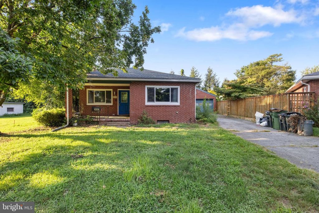 4118 GREEN CT, Harrisburg, PA 17110