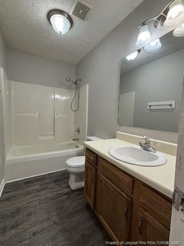 6682 Winchester Street, Fayetteville, NC 28314