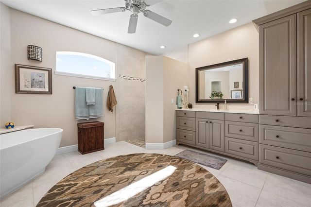 433 TREMINGHAM WAY, Venice, FL 34293