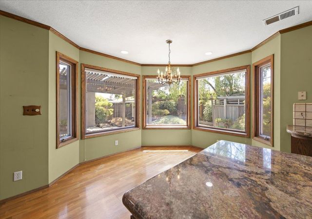 1440 Quartz Way, San Jose, CA 95118