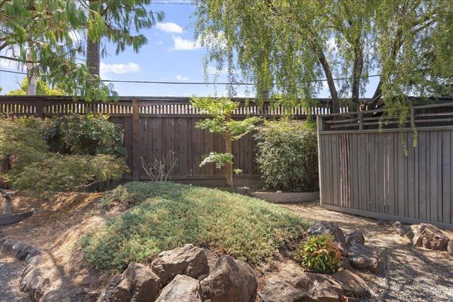 1440 Quartz Way, San Jose, CA 95118