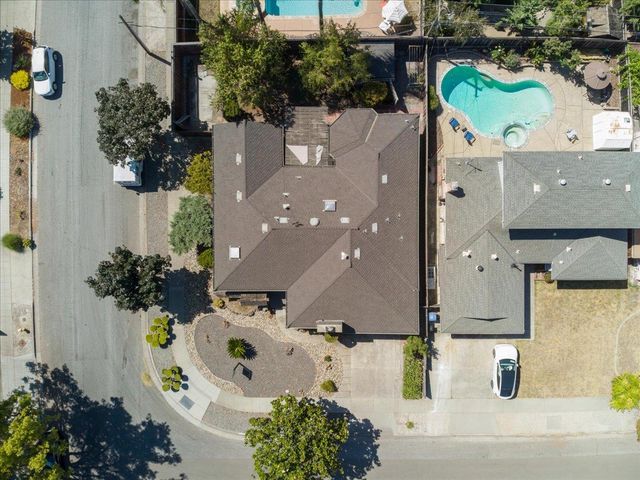 1440 Quartz Way, San Jose, CA 95118