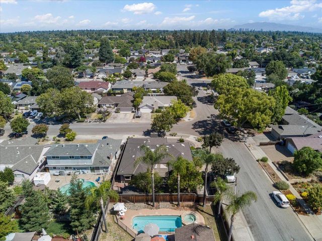 1440 Quartz Way, San Jose, CA 95118