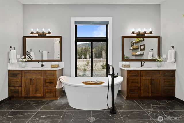 1550 Old Cedars Road, Cle Elum, WA 98922