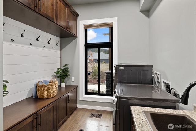 1550 Old Cedars Road, Cle Elum, WA 98922