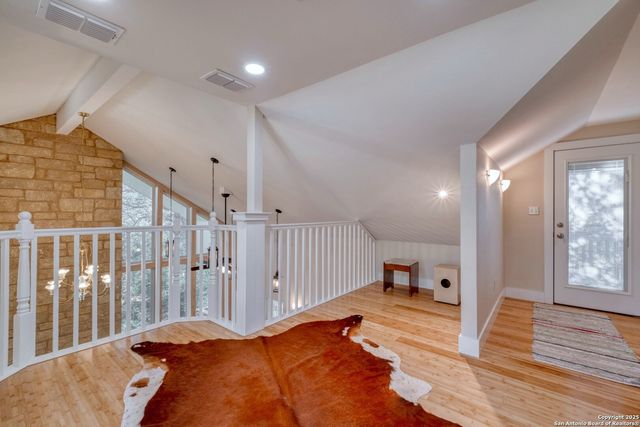 123 Bowie, Luling, TX 78648