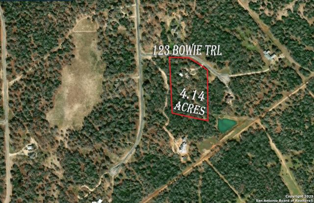 123 Bowie, Luling, TX 78648