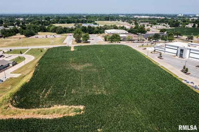 225 S 48TH Street, Quincy, IL 62305