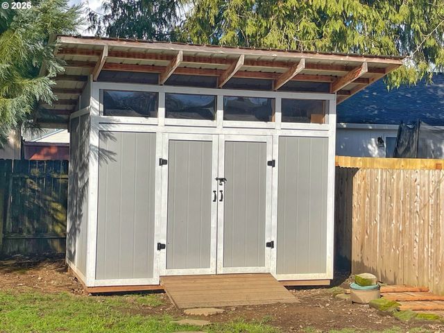 2102 Sw 6TH St, Battle Ground, WA 98604