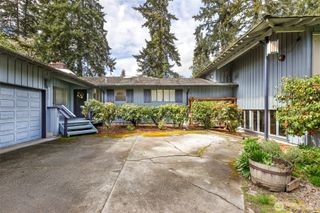 2233 77th Avenue NE, Medina, WA 98039