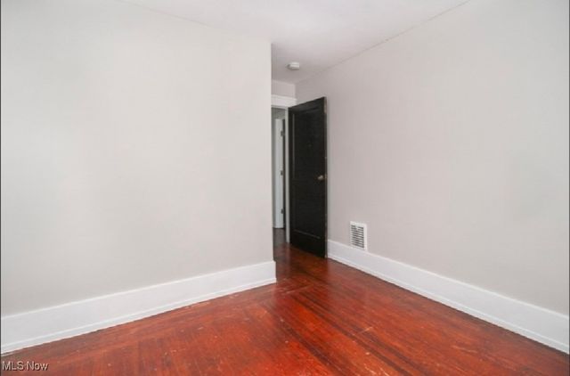 855 Roanoke Road, Cleveland Heights, OH 44121