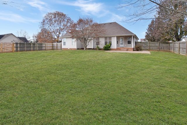 3896 Gaine Drive, Clarksville, TN 37040