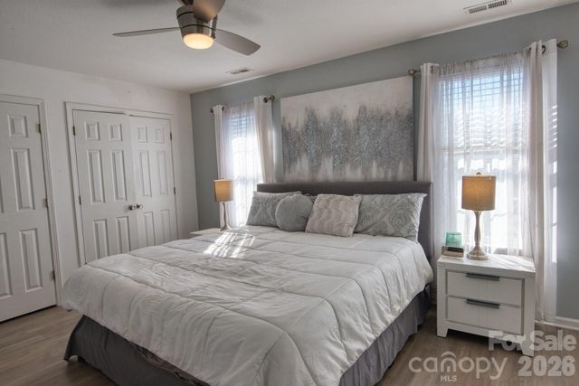 429 Wiltshire Circle, Fletcher, NC 28732