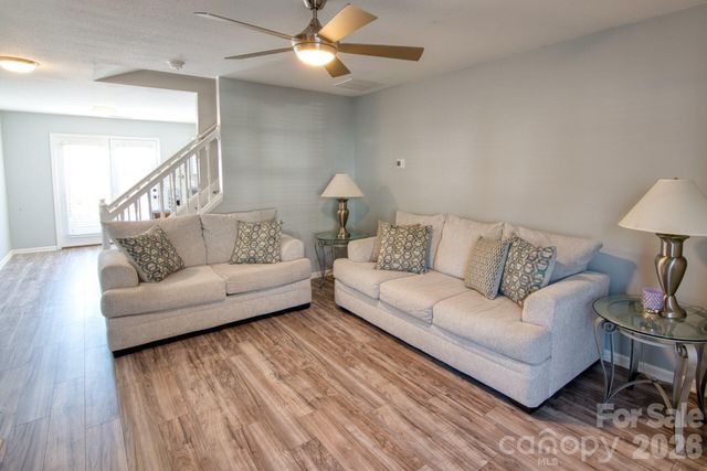 429 Wiltshire Circle, Fletcher, NC 28732