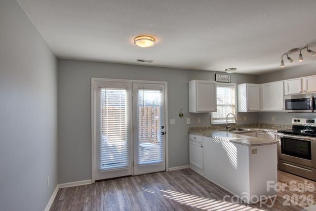 429 Wiltshire Circle, Fletcher, NC 28732