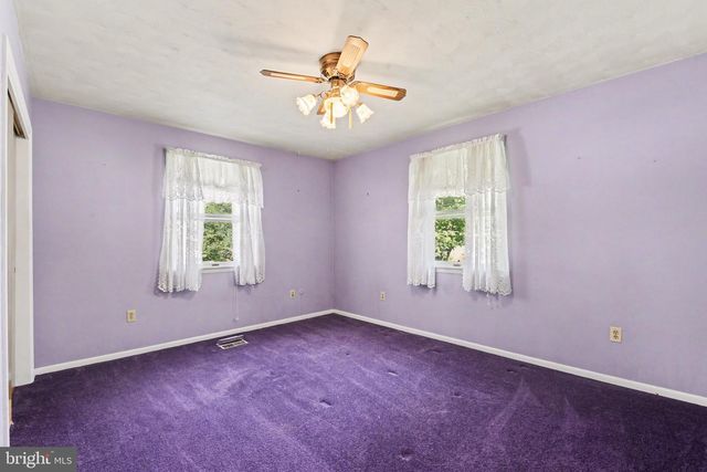 7 HOPE DRIVE, Boiling Springs, PA 17007