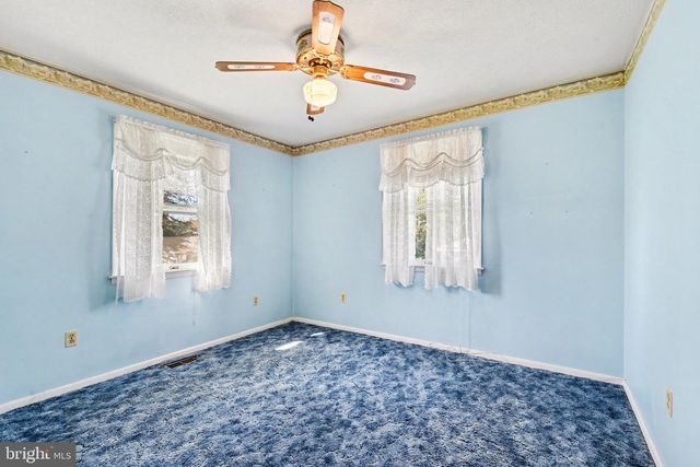 7 HOPE DRIVE, Boiling Springs, PA 17007