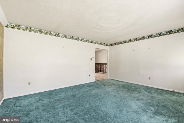 7 HOPE DRIVE, Boiling Springs, PA 17007