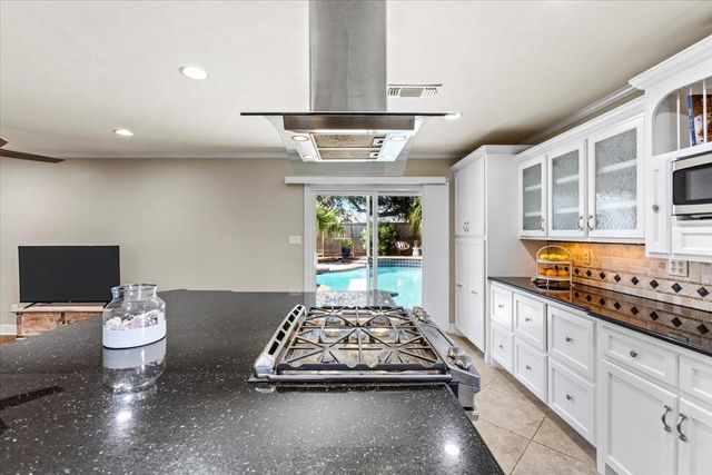 3411 Dominique Drive, Galveston, TX 77551