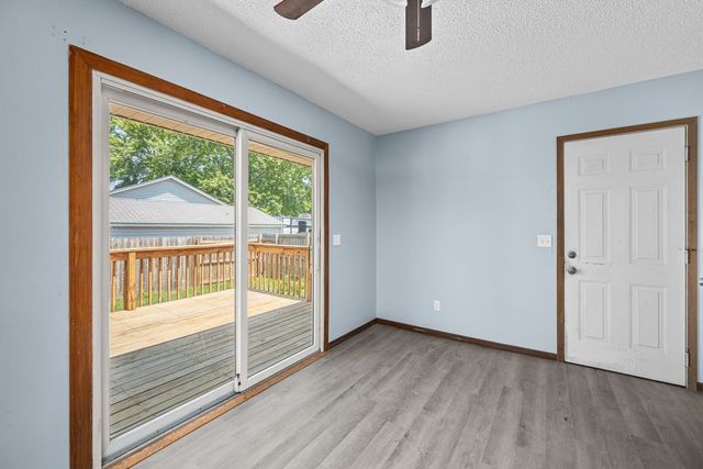301 30th Avenue W, Milan, IL 61264