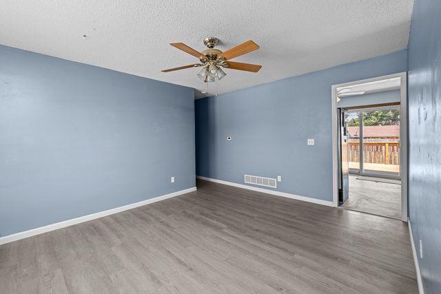 301 30th Avenue W, Milan, IL 61264