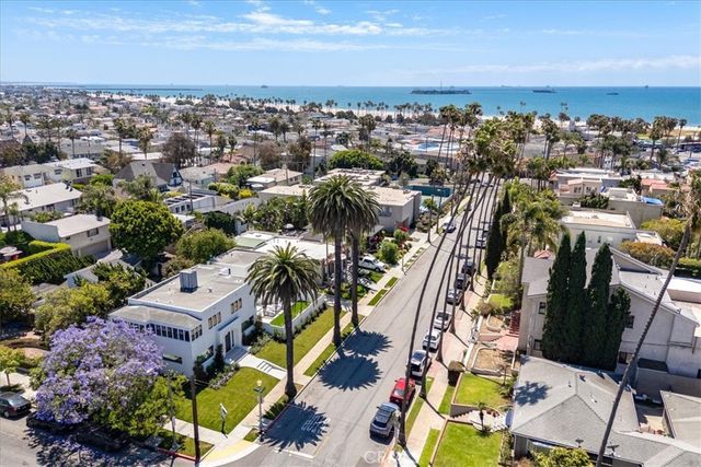 132 Belmont Avenue, Long Beach, CA 90803