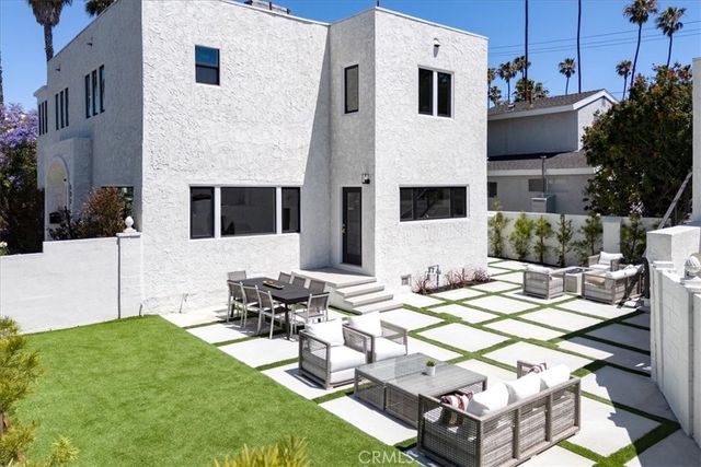 132 Belmont Avenue, Long Beach, CA 90803