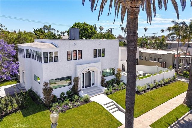 132 Belmont Avenue, Long Beach, CA 90803
