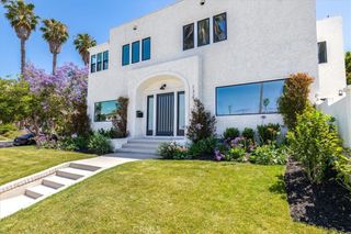 132 Belmont Avenue, Long Beach, CA 90803
