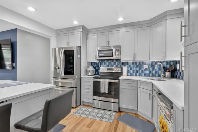 63 4th Street, Ronkonkoma, NY 11779