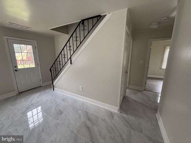 35 BLUEBERRY LN, Willingboro, NJ 08046