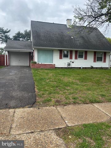 35 BLUEBERRY LN, Willingboro, NJ 08046