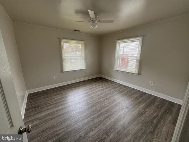 35 BLUEBERRY LN, Willingboro, NJ 08046