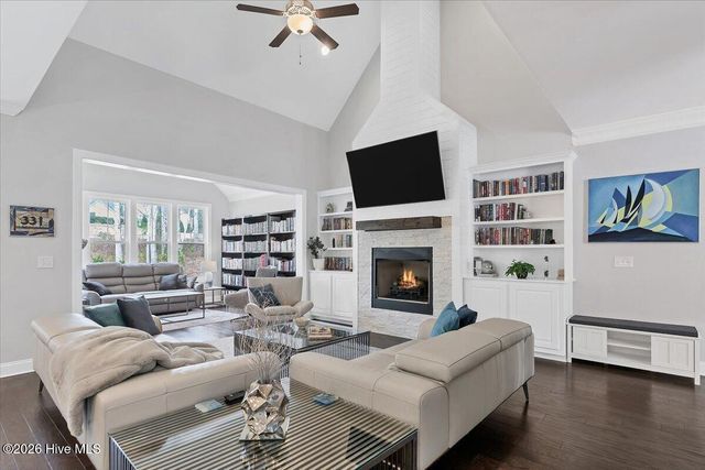 10 Heatherspring Way, Spring Lake, NC 28390