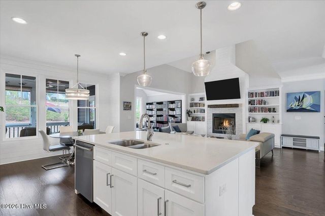 10 Heatherspring Way, Spring Lake, NC 28390