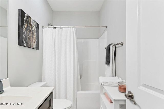 10 Heatherspring Way, Spring Lake, NC 28390