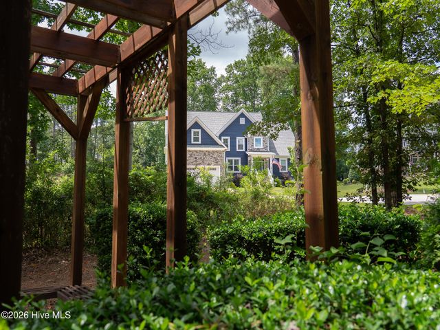 10 Heatherspring Way, Spring Lake, NC 28390
