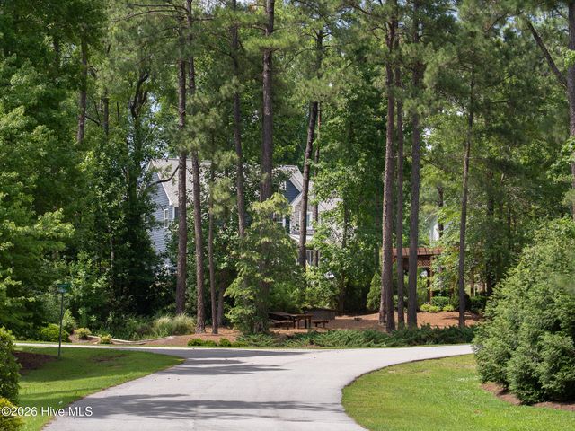 10 Heatherspring Way, Spring Lake, NC 28390