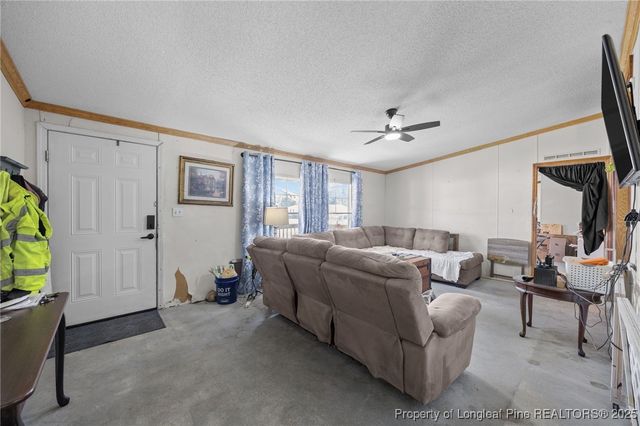 5238 Perry Oliver Drive, Hope Mills, NC 28348