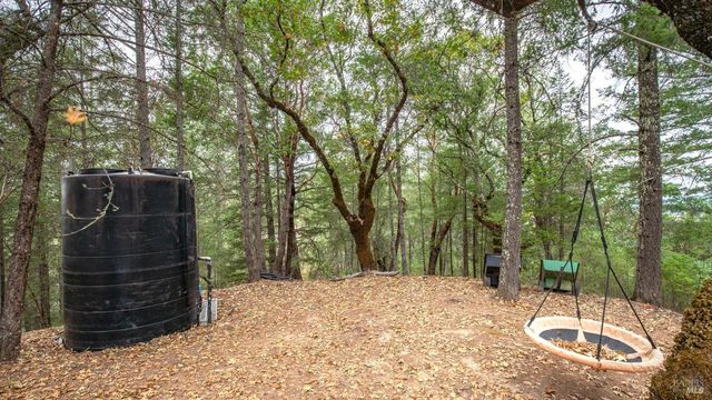 505 Mcnair Rd, Cloverdale, CA 95425