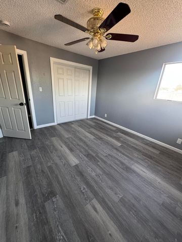 579 S Villa Street, Porterville, CA 93257