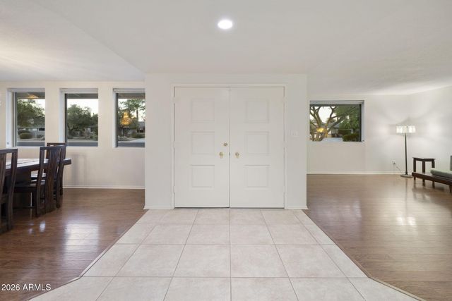 8651 E CAMELBACK Road, Scottsdale, AZ 85251