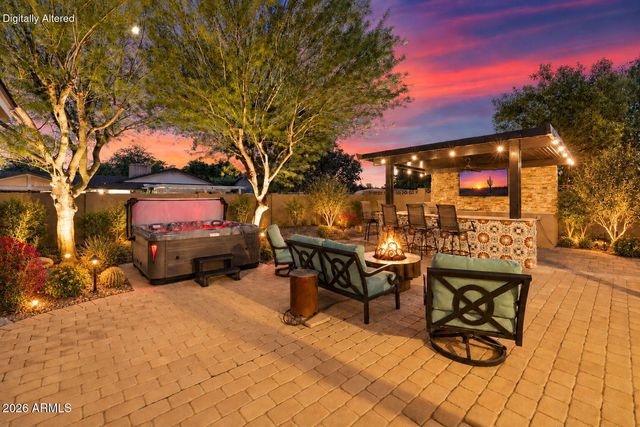 8651 E CAMELBACK Road, Scottsdale, AZ 85251