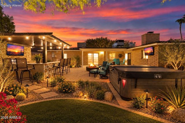 8651 E CAMELBACK Road, Scottsdale, AZ 85251