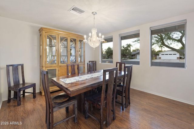 8651 E CAMELBACK Road, Scottsdale, AZ 85251