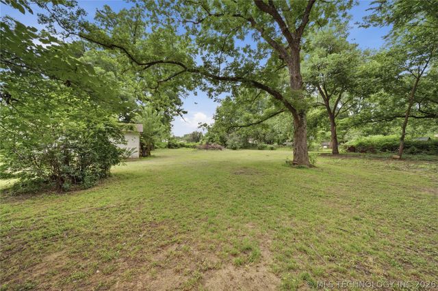 6425 W 6th Street, Sand Springs, OK 74127